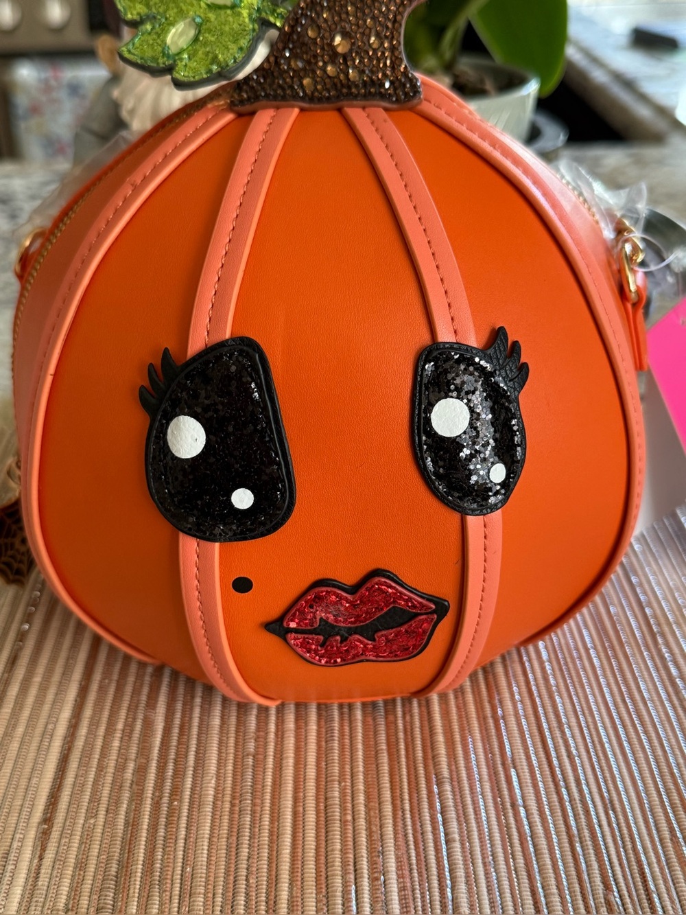 NEW Betsey Johnson Kitsch NO GUTS NO GLORY Pumpkin Crossbody In Orange - Picture 2 of 16